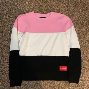 women’s crewneck